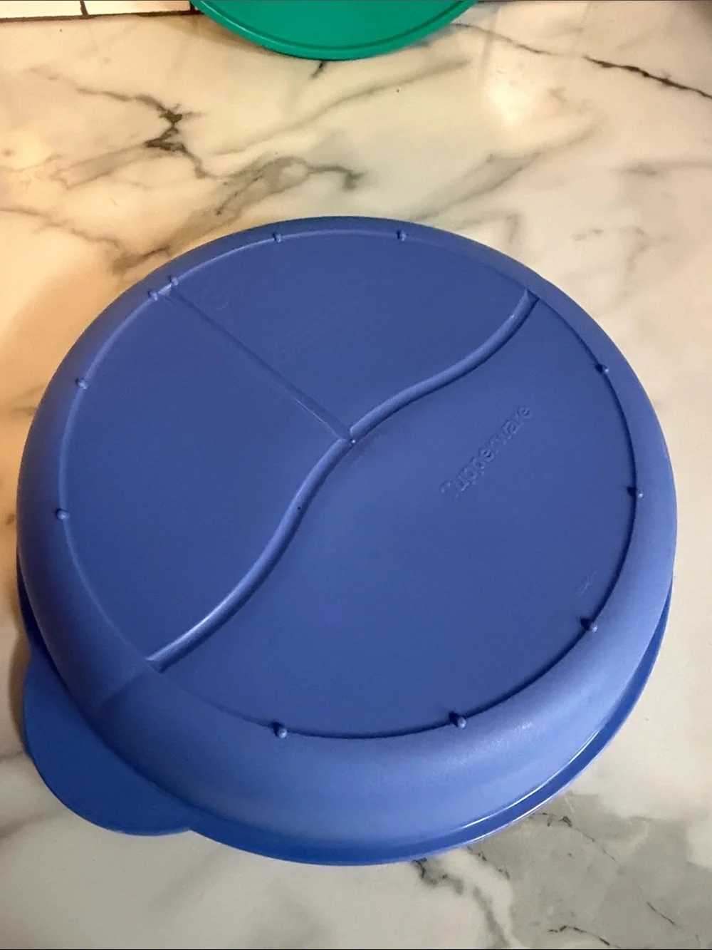 Tupperware Crystal Wave Large Divided Microwave Dish